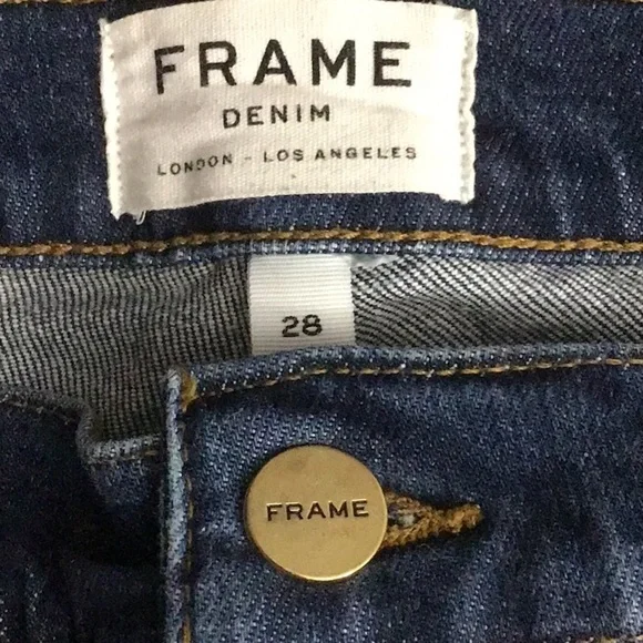 Frame Le Garçon Distressed Boyfriend Jean Watson Wash Size 28 EUC